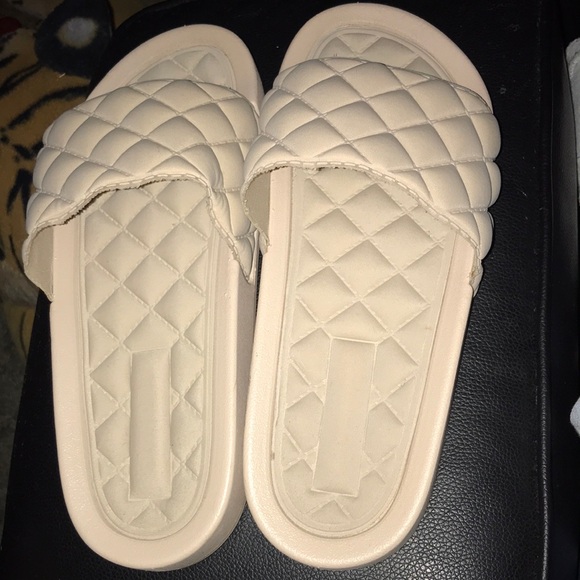 Cute sandals 🩴☺️ - Picture 5 of 9